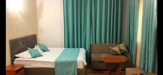 Отель Rich Hotel Бишкек Улучшенный двухместный номер с 2 отдельными кроватями-1